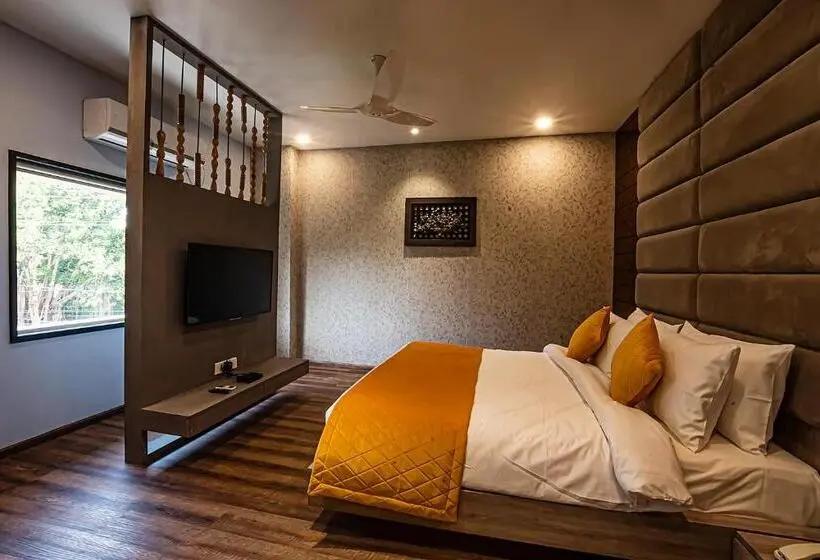 シティビュースイート, Regenta Inn Sambalpur, Farm Road