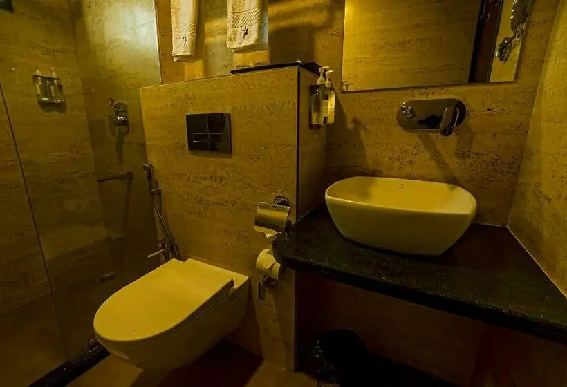 デラックスルーム, Regenta Inn Sambalpur, Farm Road