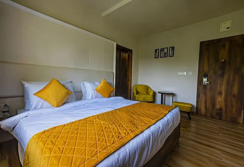 デラックスルーム, Regenta Inn Sambalpur, Farm Road