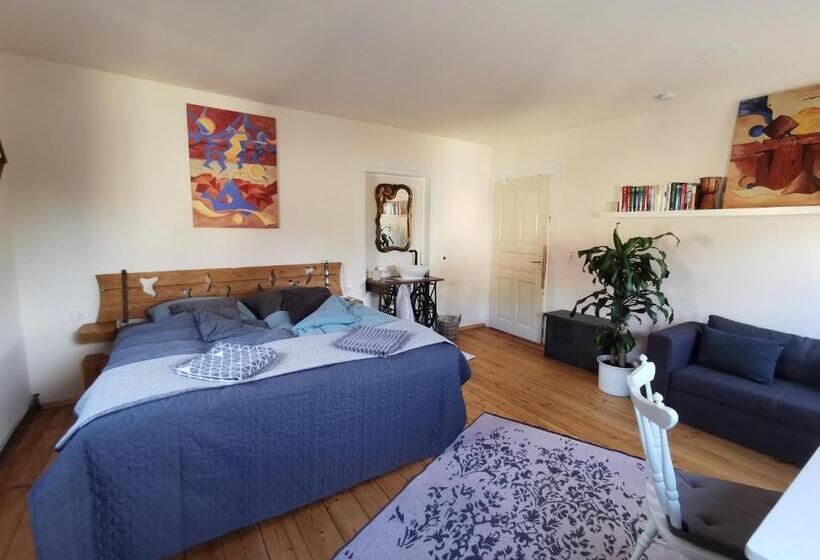 Номер Стандарт, Unser Keltenhof