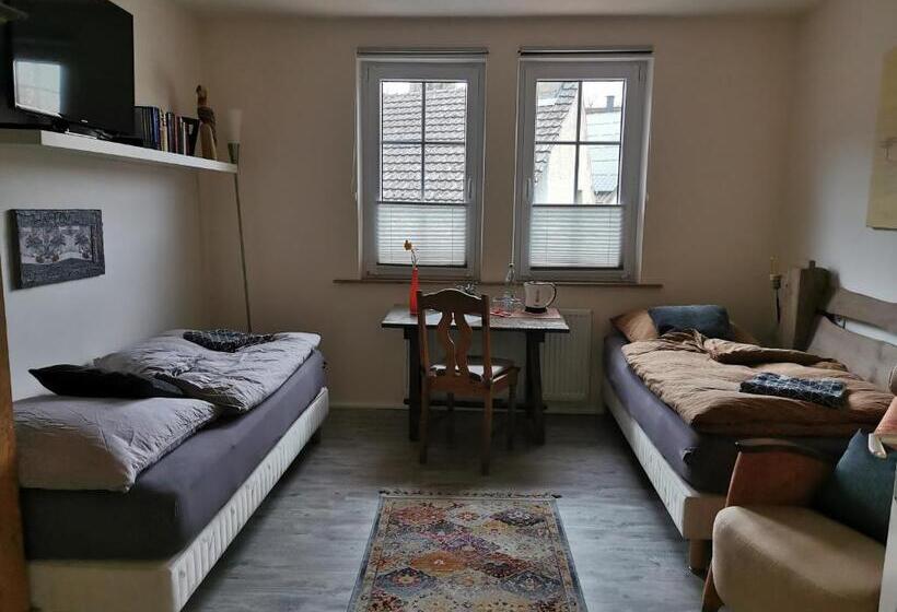 Номер Стандарт, Unser Keltenhof