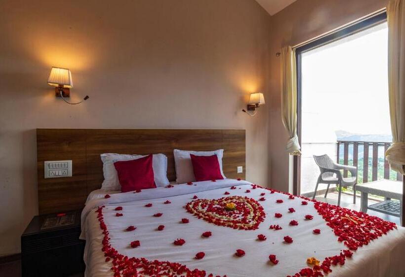 غرفة قياسية مزوَّدة بشُرفة, Warmth Hill Crest