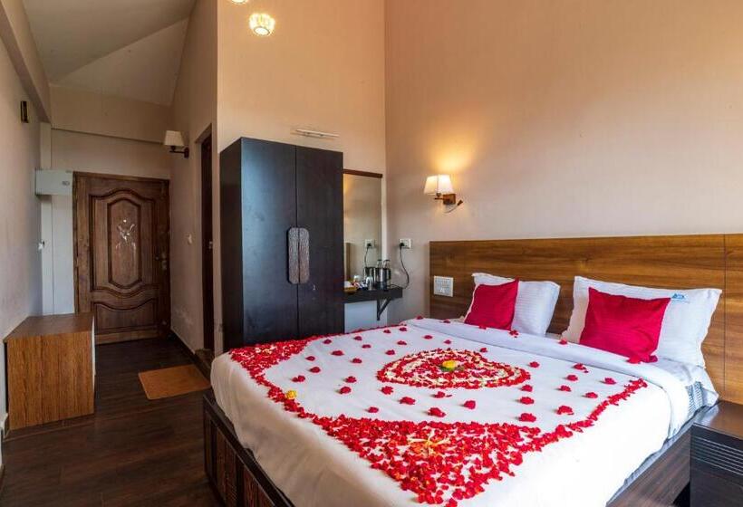 غرفة قياسية مزوَّدة بشُرفة, Warmth Hill Crest