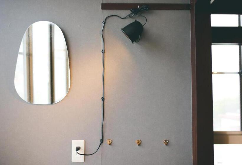 标准间, Asa Village