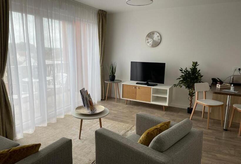 דירת חדר, Domitys Les Notes Florales