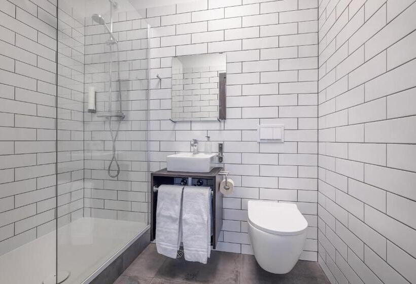 اتاق استاندارد سه نفره, Abc Hotel By Reykjavik Keflavik Airport