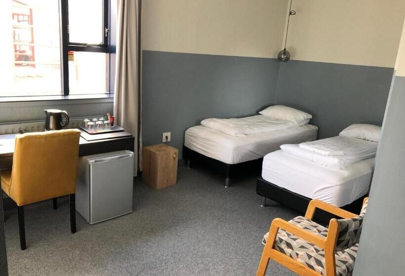 اتاق استاندارد سه نفره, Abc Hotel By Reykjavik Keflavik Airport