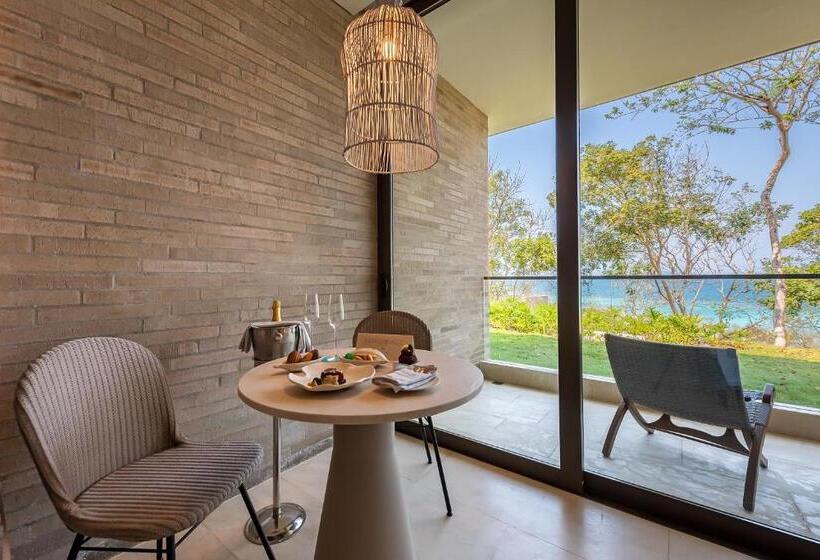 غرفة سوبيريور سرير كينج, Sofitel Barú Calablanca