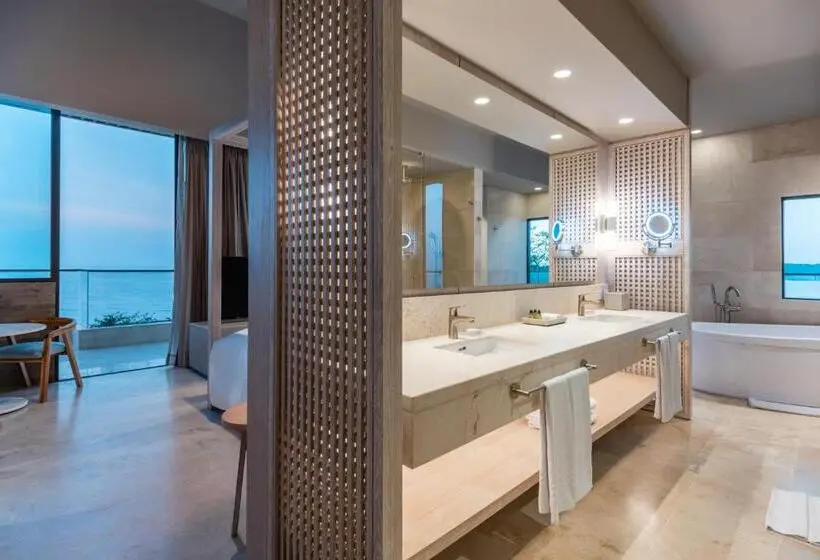 プレジデントスイートルーム, Sofitel Barú Calablanca