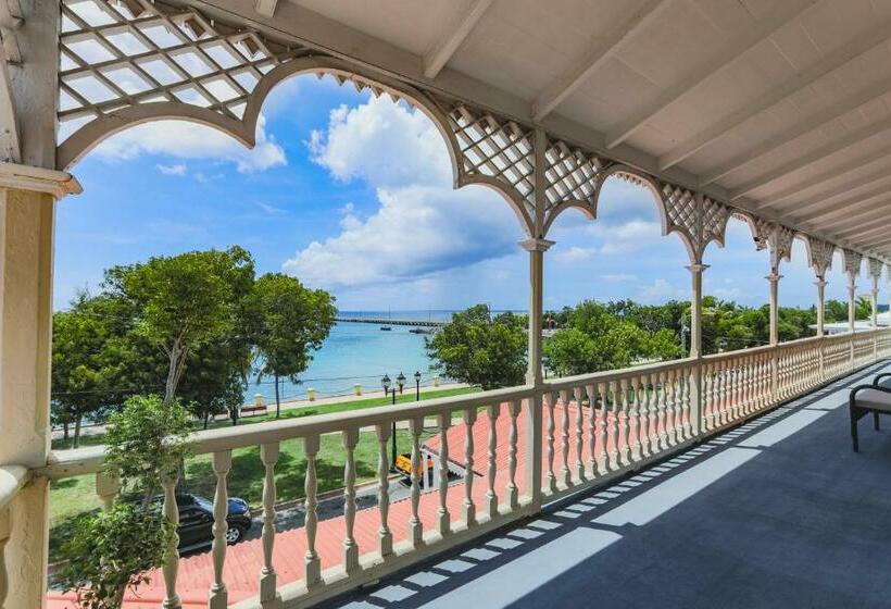 استودیو استاندارد با تخت کینگ, Victoria House