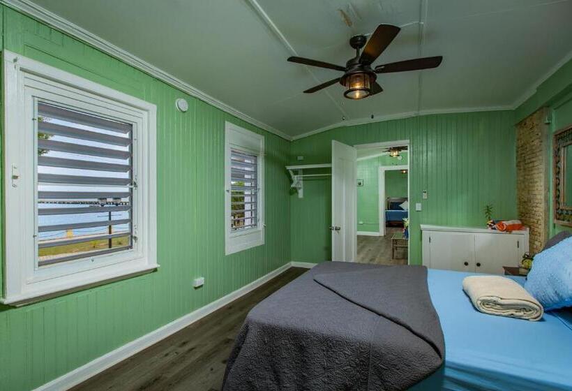 سوئیت 2 خوابه, Victoria House