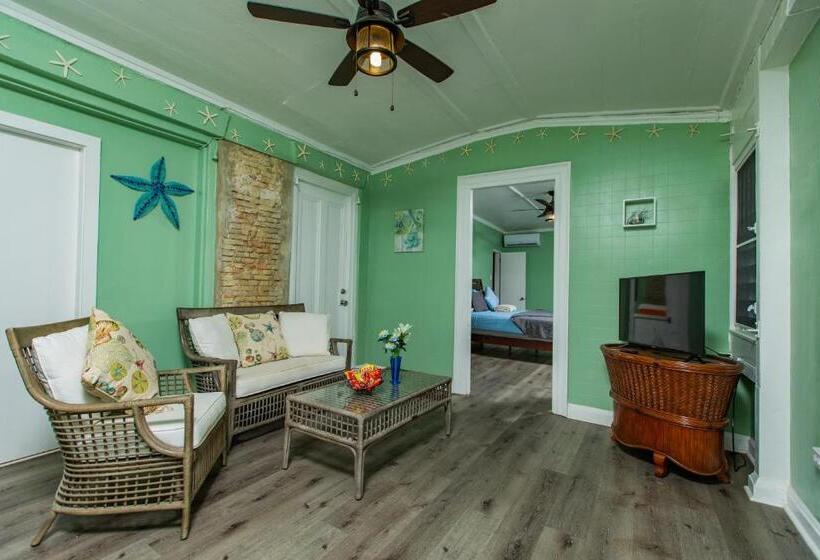 سوئیت 2 خوابه, Victoria House