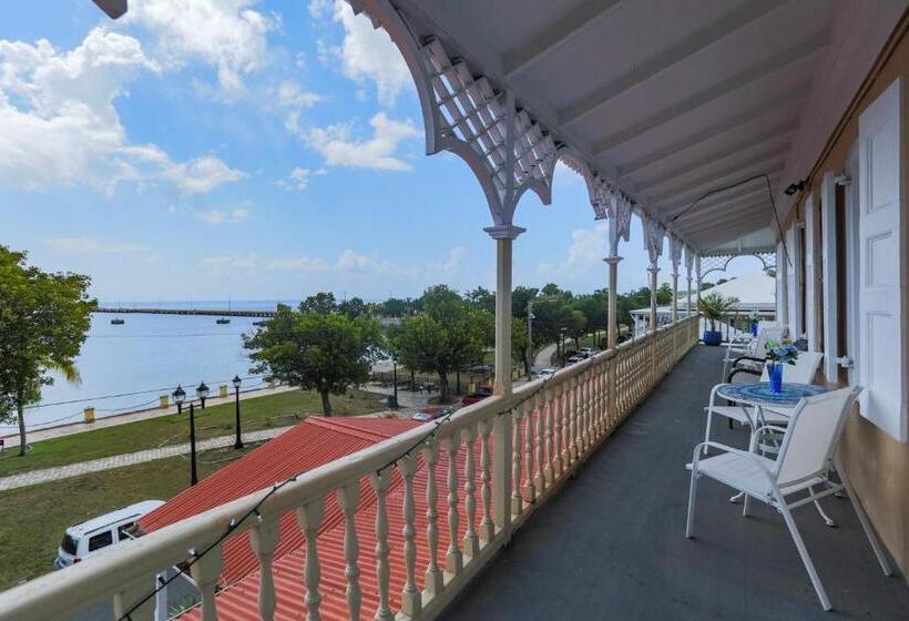 استودیو استاندارد با تخت کینگ, Victoria House