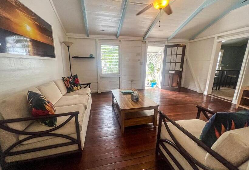 Deluxe Suite Sea View, Victoria House