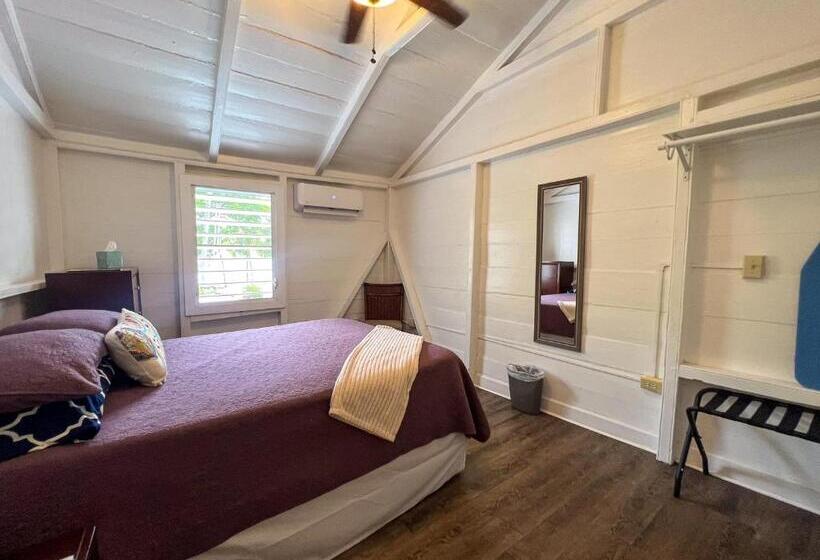 Deluxe Suite Sea View, Victoria House