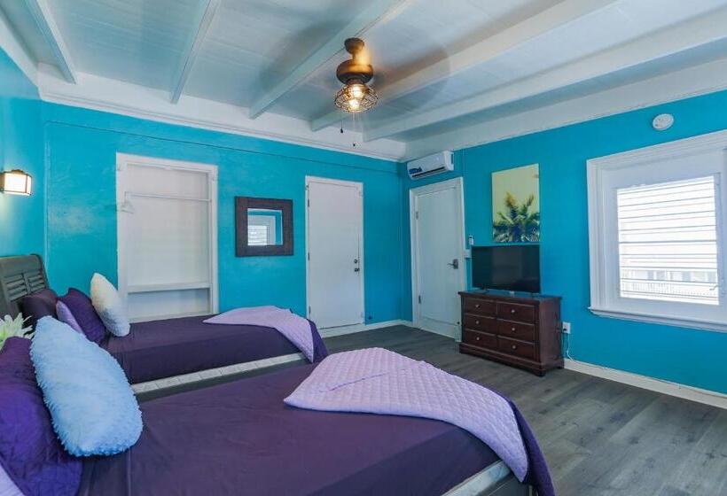 استودیوی استاندارد, Victoria House