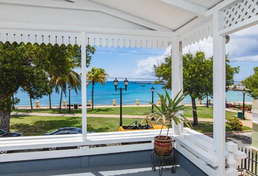 سوئیت 2 خوابه, Victoria House