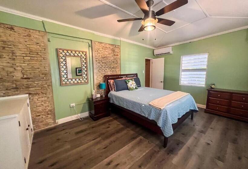 سوئیت 2 خوابه, Victoria House