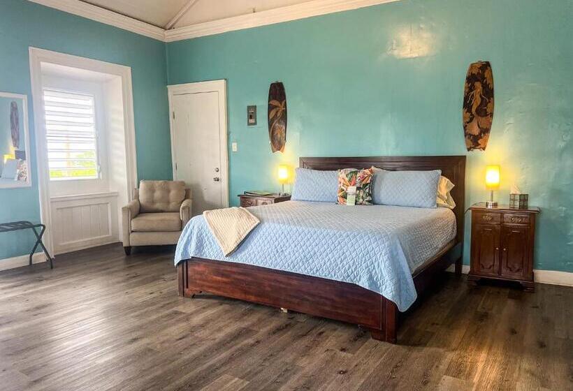 استودیو استاندارد با تخت کینگ, Victoria House