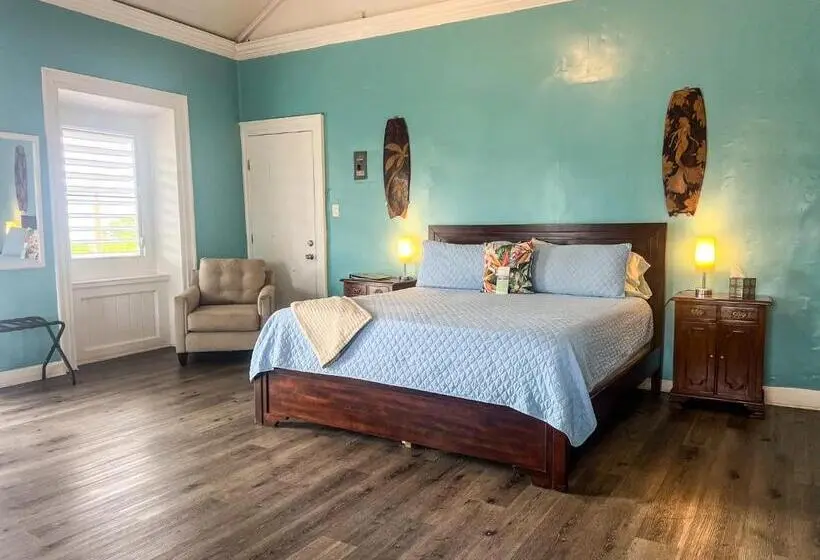 استودیو استاندارد با تخت کینگ, Victoria House
