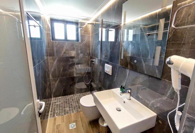 Camera Familiare, Villa Primo Opus