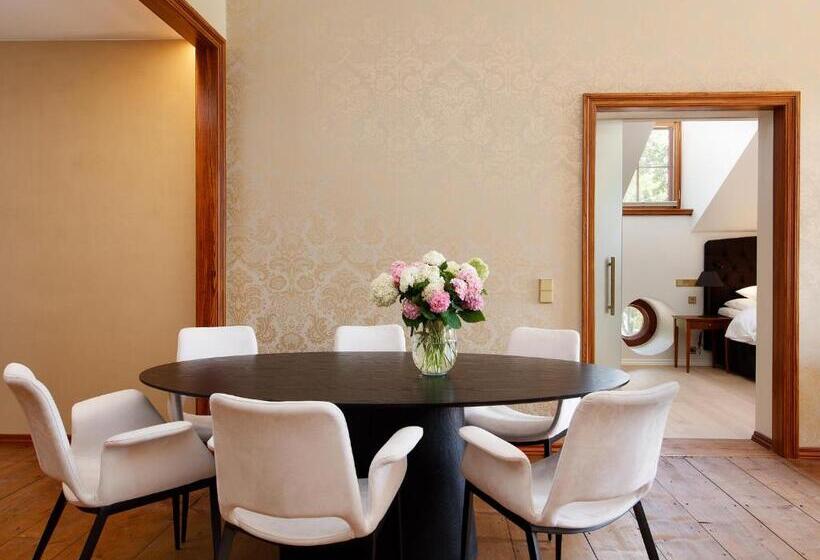 سوئیت پرزیدنت, Schloss Fellin Boutique Hotel And Spa