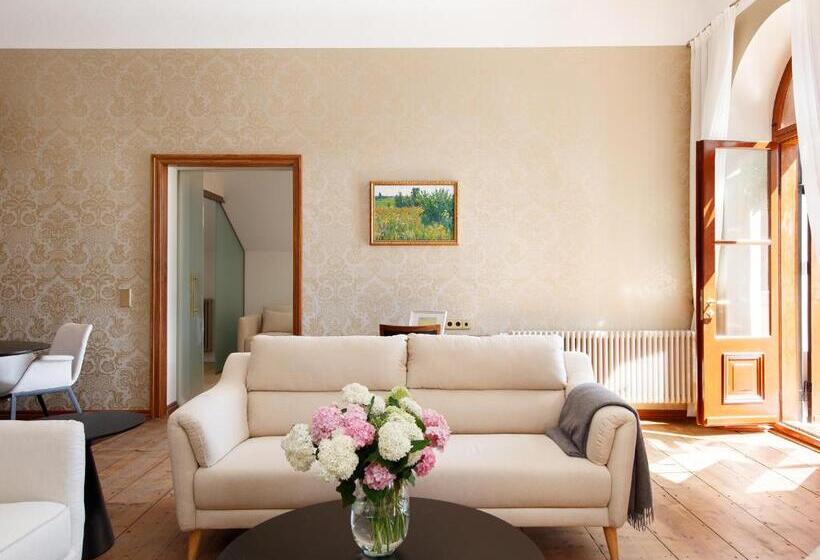 سوئیت پرزیدنت, Schloss Fellin Boutique Hotel And Spa