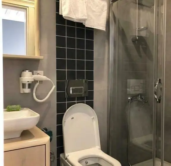 اتاق اکونومی, White Island Boutique Otel