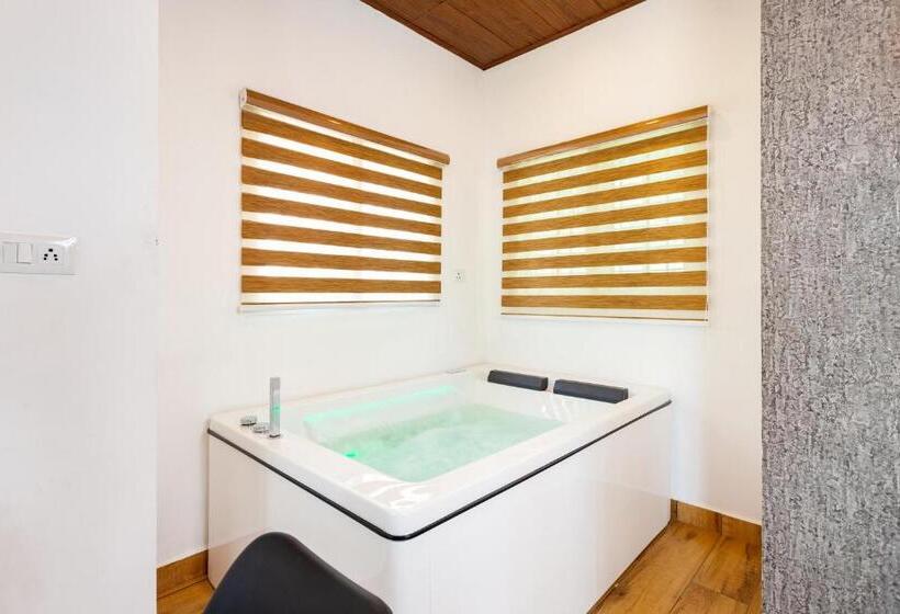 ویلای 1 خوابه, Wolkenburg Resort & Spa