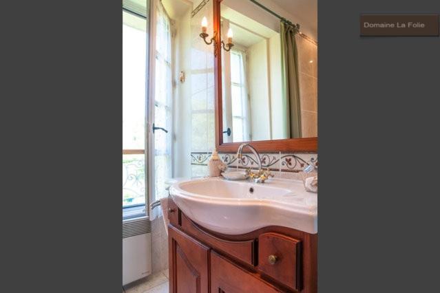 غرفة قياسية مطلّة علي الحديقة, Logis La Folie