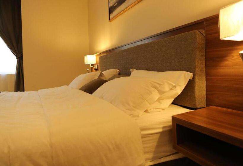 غرفة ديلوكس مطلة على المدينة, المهيدب للوحدات السكنيه   البوادي