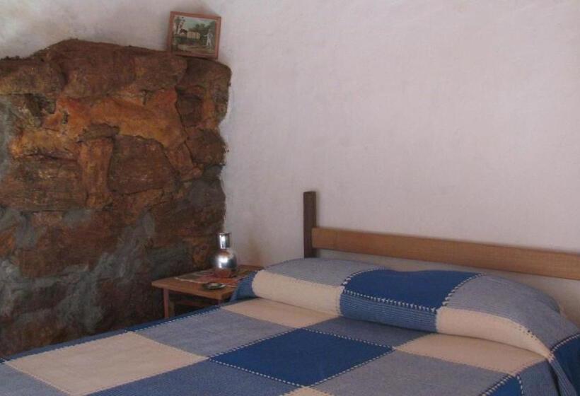 Standard room with outdoor bath, Fazenda Da Roseta   Turismo Rural E Passeios A Cavalo