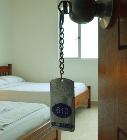 غرفة قياسية, La Gran Esquina