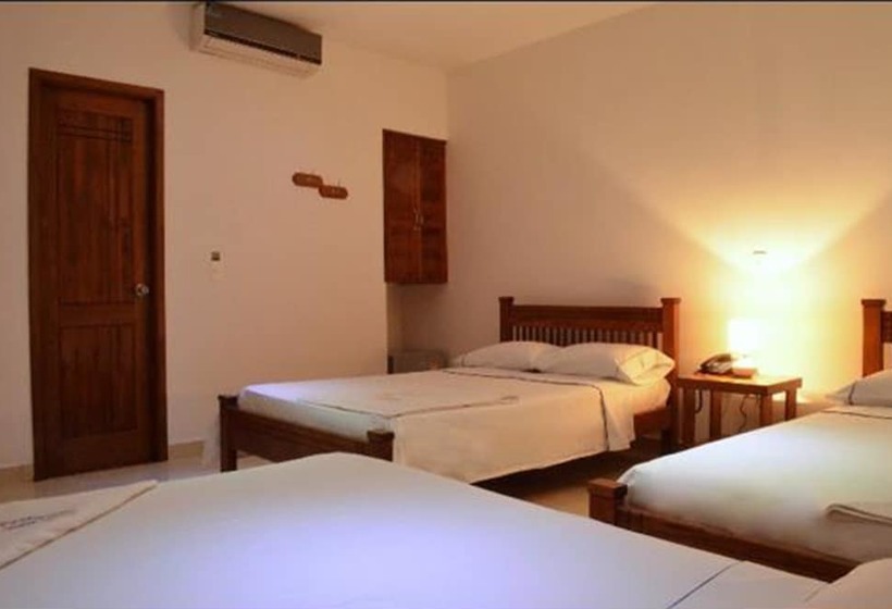 غرفة قياسية ثلاثية, La Gran Esquina