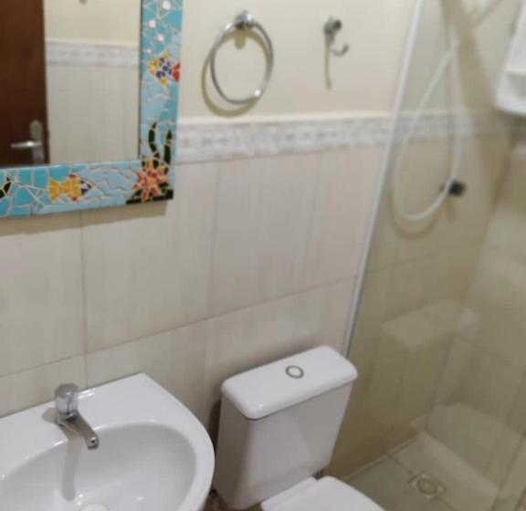 标准间, Nalua Guest House