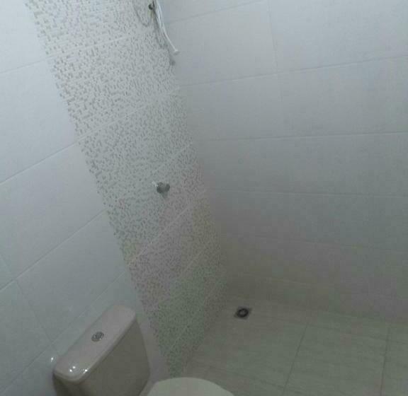 اتاق خانوادگی, Pousada E Hostel Monalisa