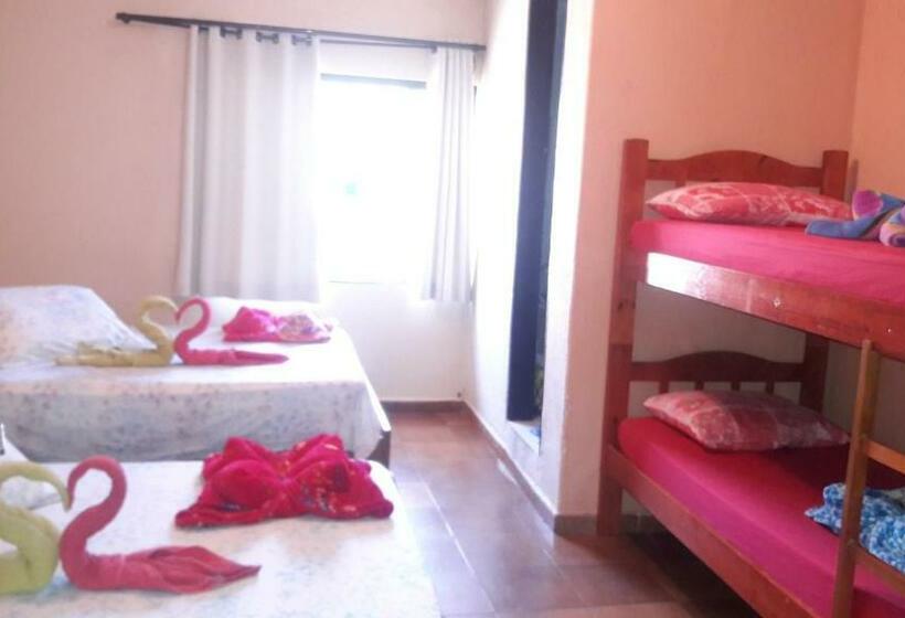 اتاق خانوادگی, Pousada E Hostel Monalisa