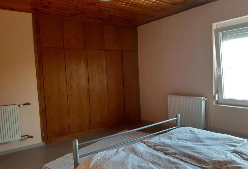 带1个卧室的公寓, Toldi Apartman