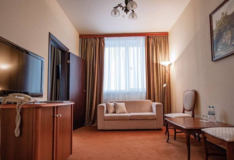 デラックスルーム, Congress Hotel Forum