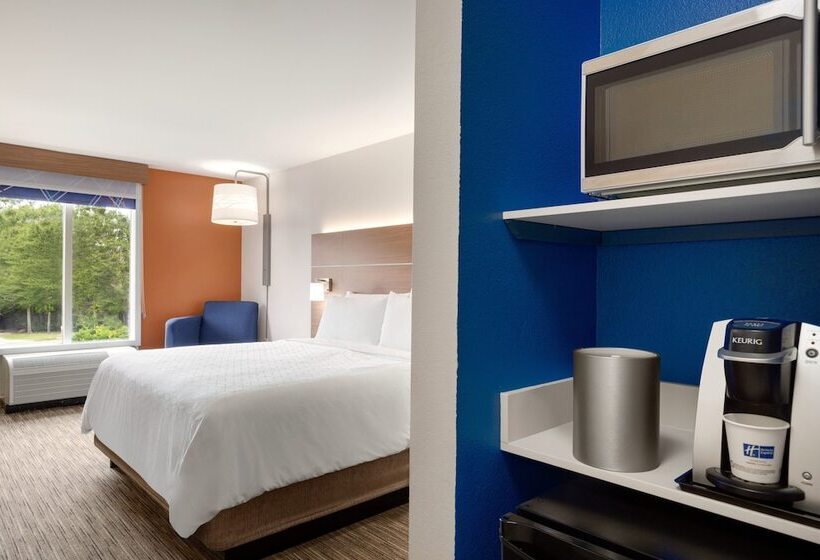 Люкс, Holiday Inn Express Hotel & Suites Auburn   University Area, An Ihg