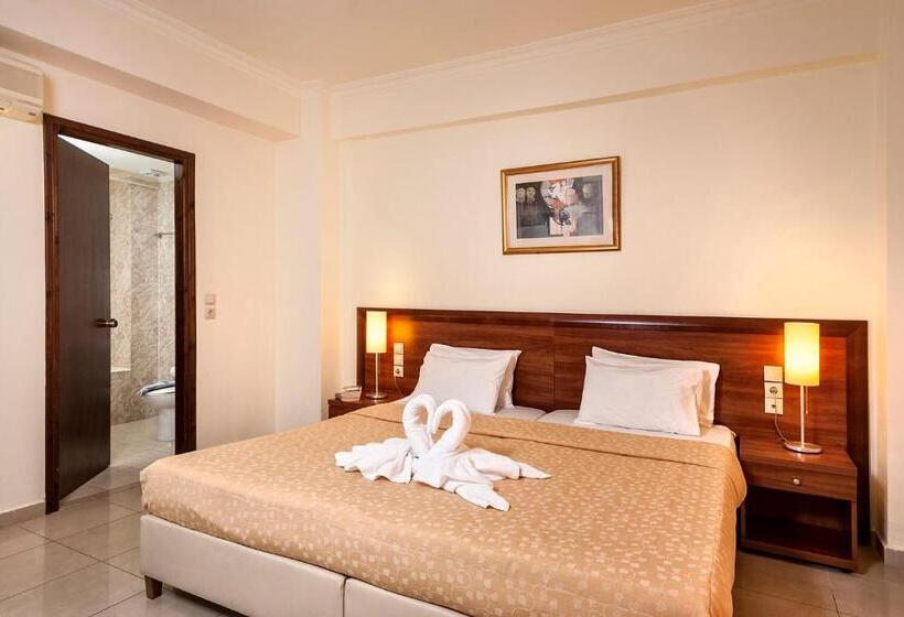 Номер Superior, Adelais