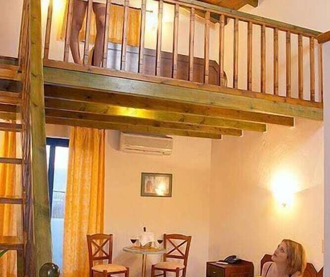 Семейный Номер Superior, Adelais