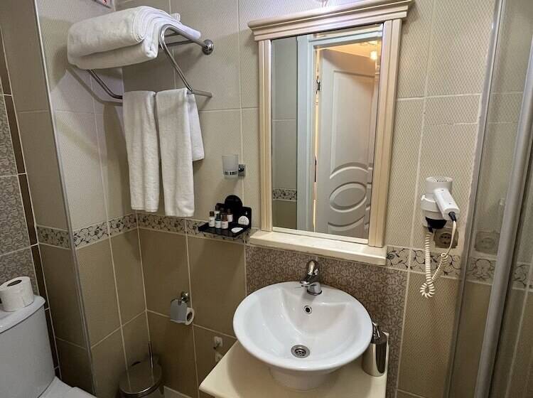 Pokój Standard Jednoosobowy, Aldem