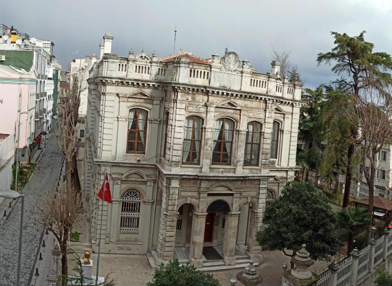 Pokój Standard, Aldem