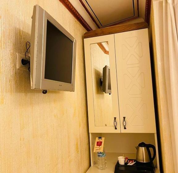 Pokój Rodzinny, Aldem