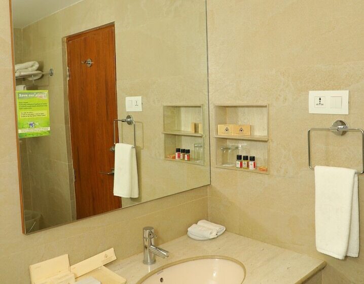 غرفة قياسية رباعية, Asia Spa Resort