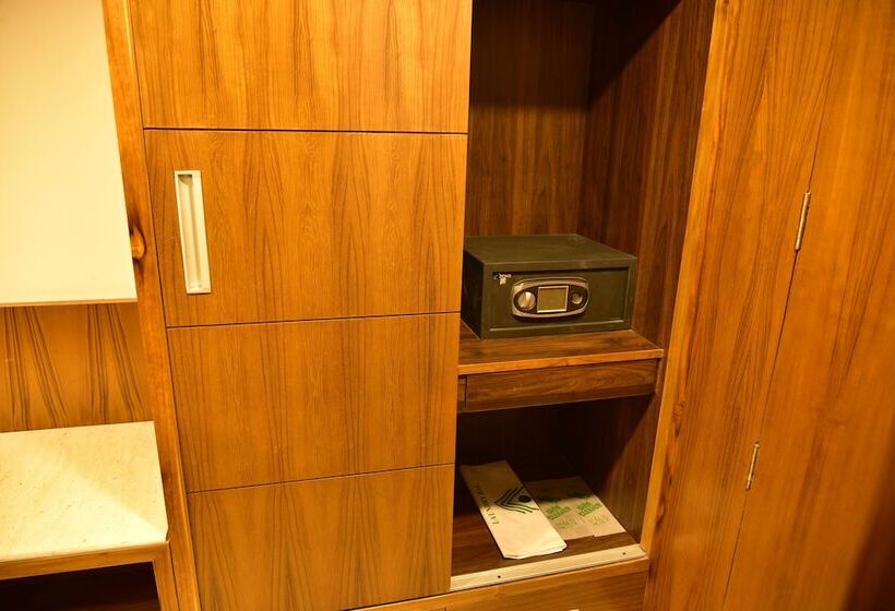 غرفة قياسية رباعية, Asia Spa Resort