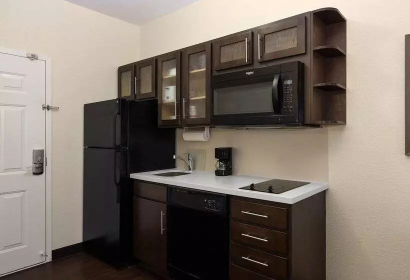 スイート, Candlewood Suites Bismarck