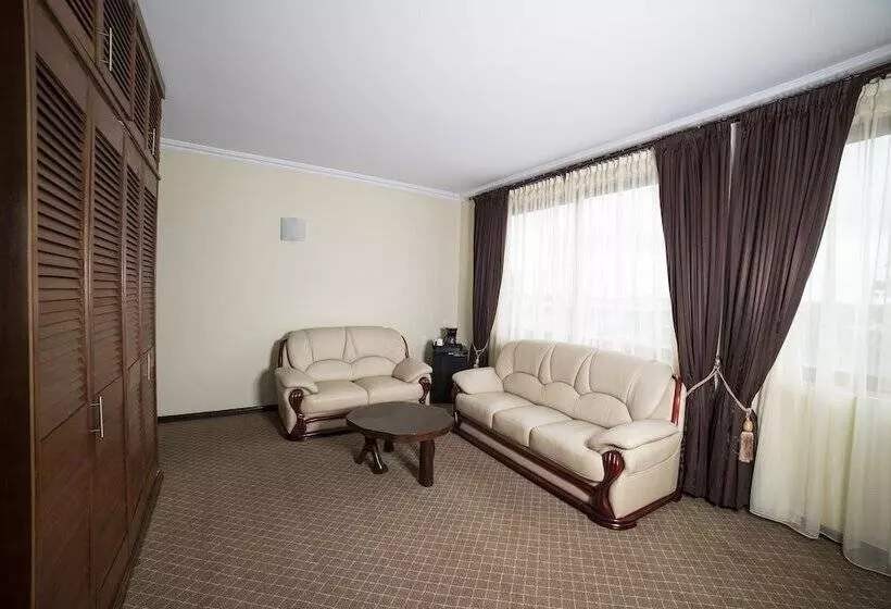 اتاق لوکس, Elegance Nv