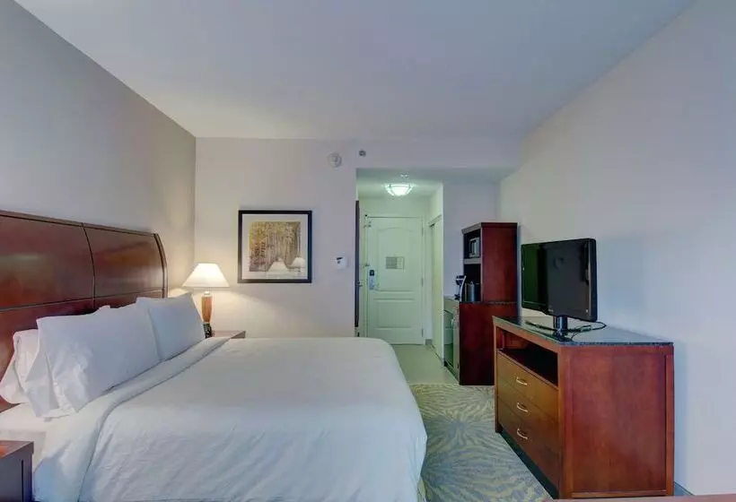 スタンダードルーム, Hilton Garden Inn Norwalk